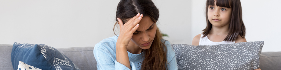 Kobieta - ból migrenowy